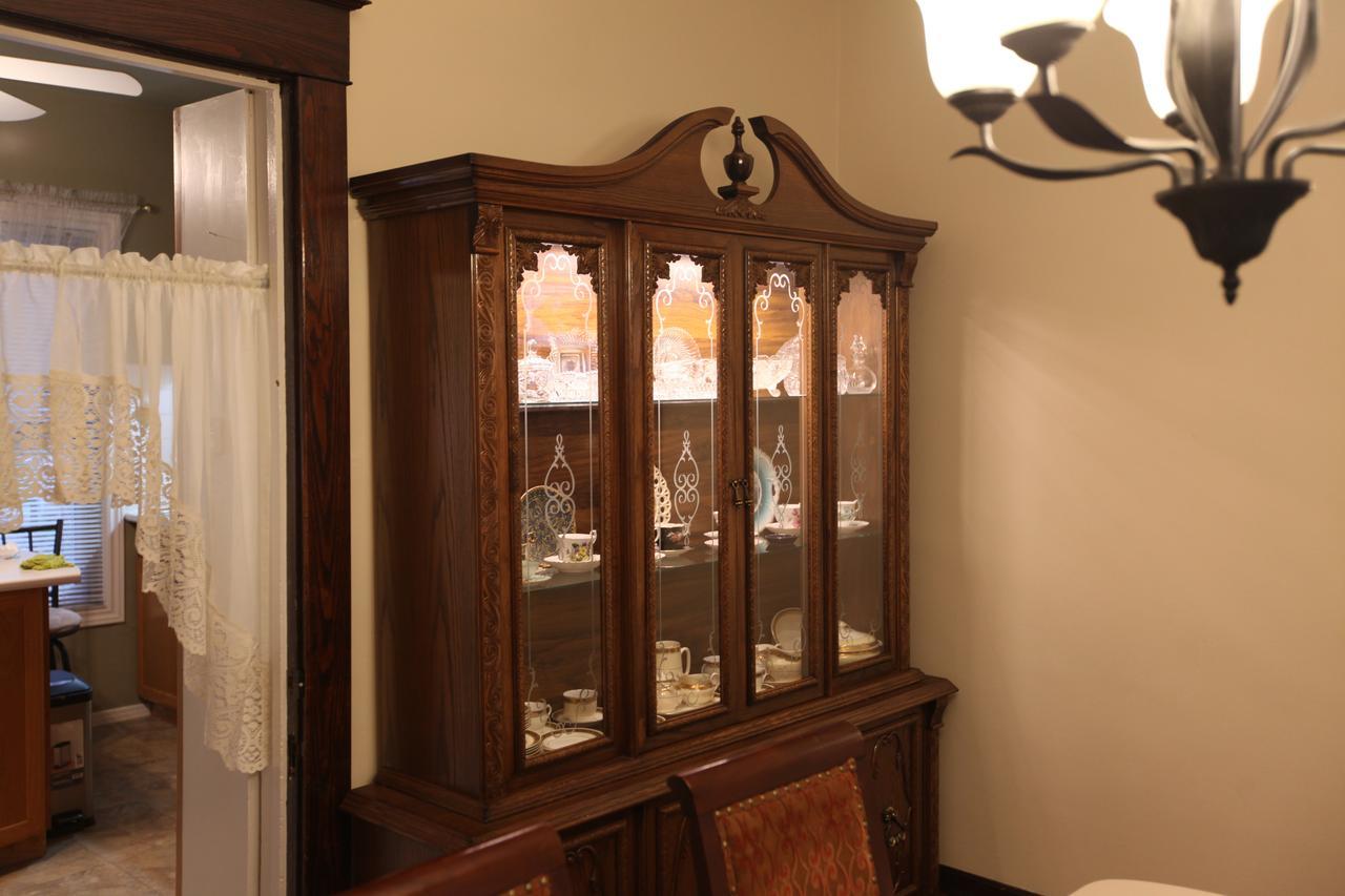 Ambiance By The Falls Bed & Breakfast 3*