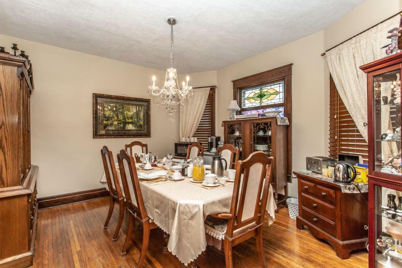 Ambiance By The Falls Bed & Breakfast