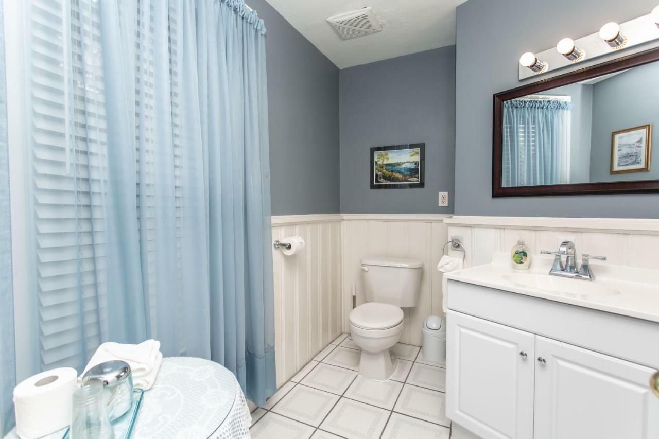 Bed & Breakfast Ambiance By The Falls